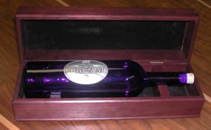 Wood Box with Live the Dream, Disney Bottle Paradise Island 25th Anniversary